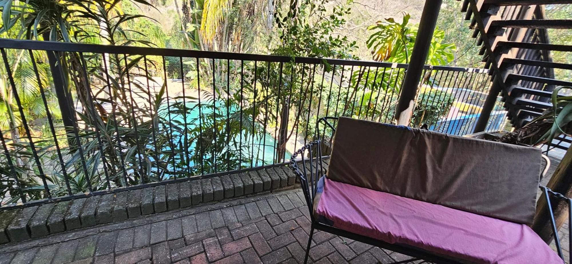 Old Vic Travellers Inn Nelspruit Mbombela Dış mekan fotoğraf