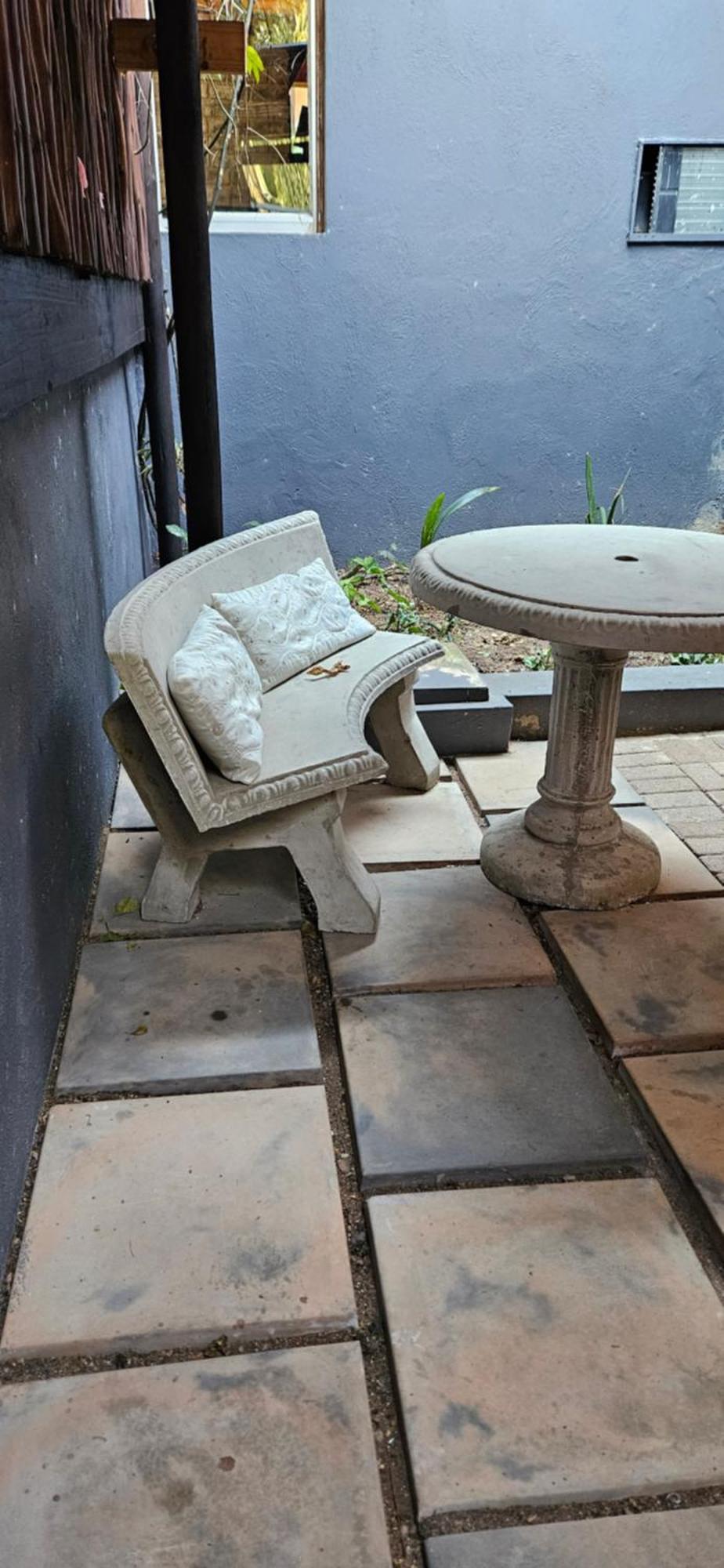 Old Vic Travellers Inn Nelspruit Mbombela Dış mekan fotoğraf