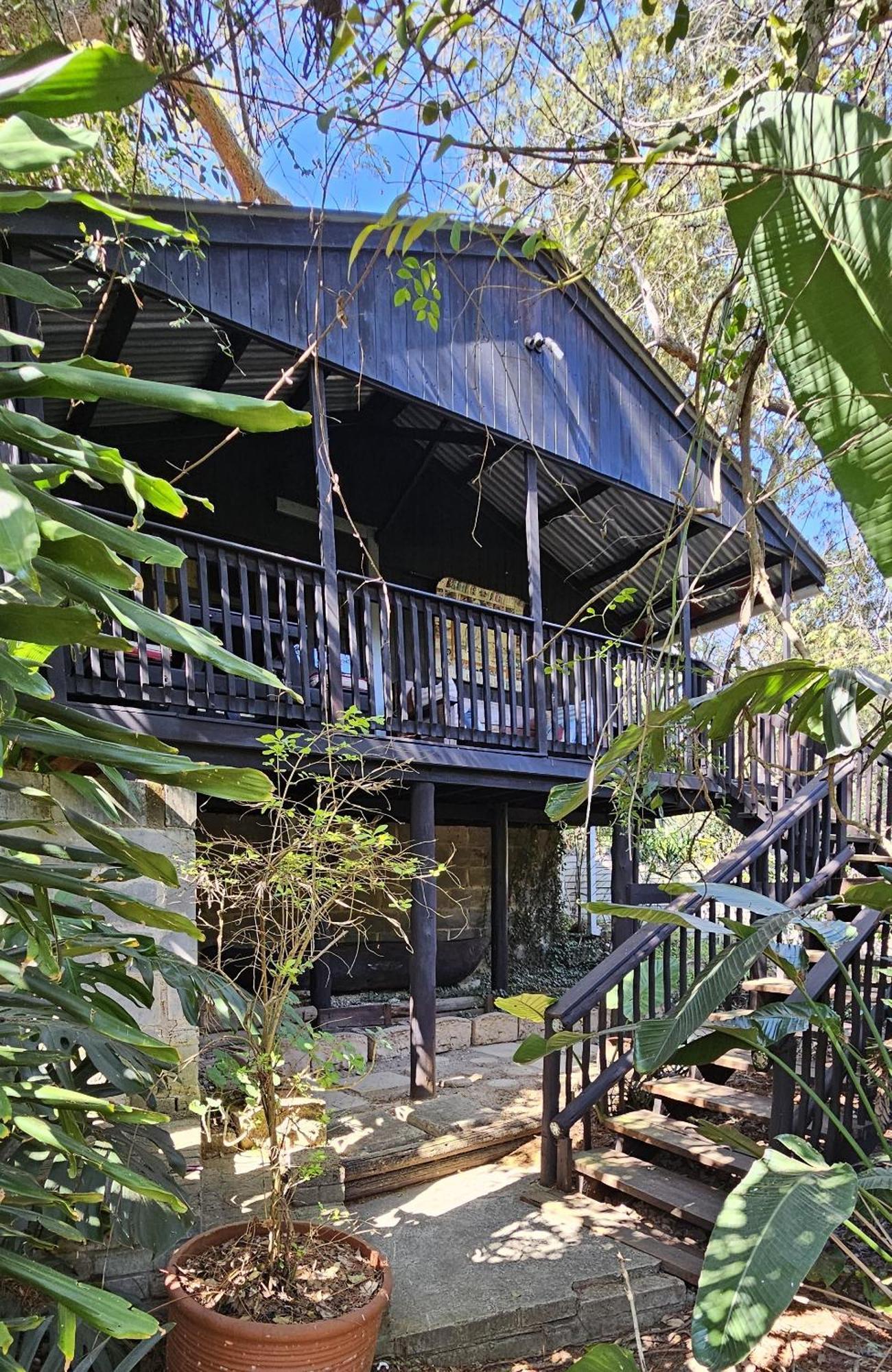 Old Vic Travellers Inn Nelspruit Mbombela Dış mekan fotoğraf