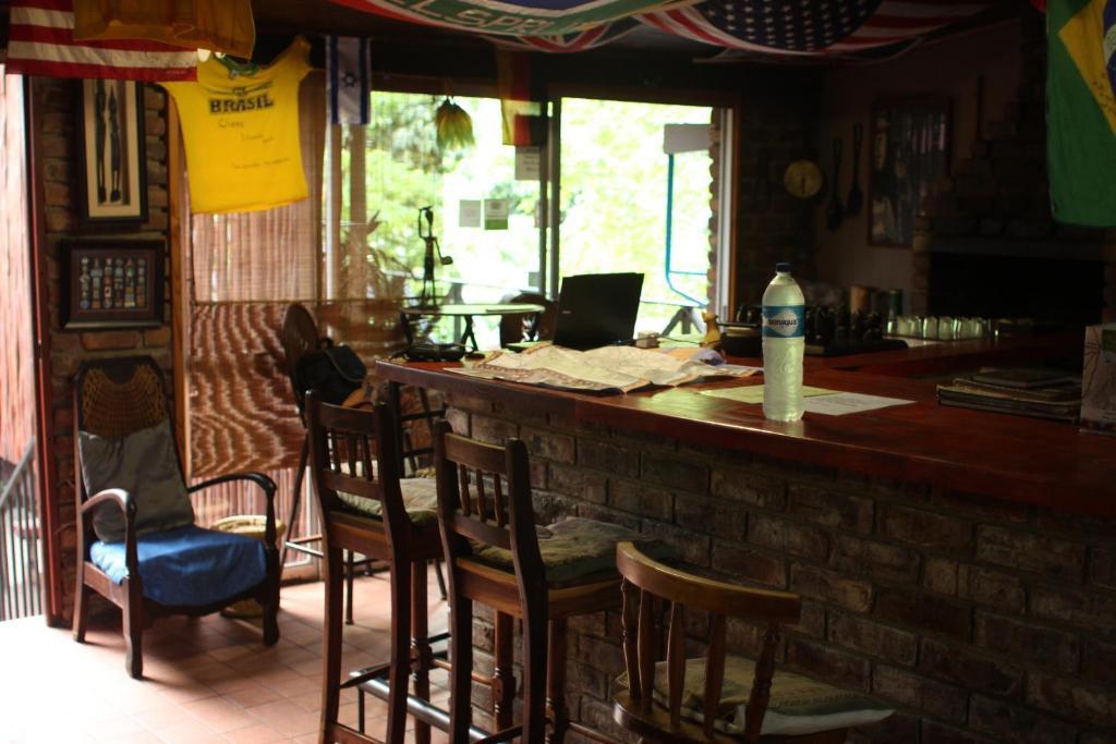 Old Vic Travellers Inn Nelspruit Mbombela Dış mekan fotoğraf